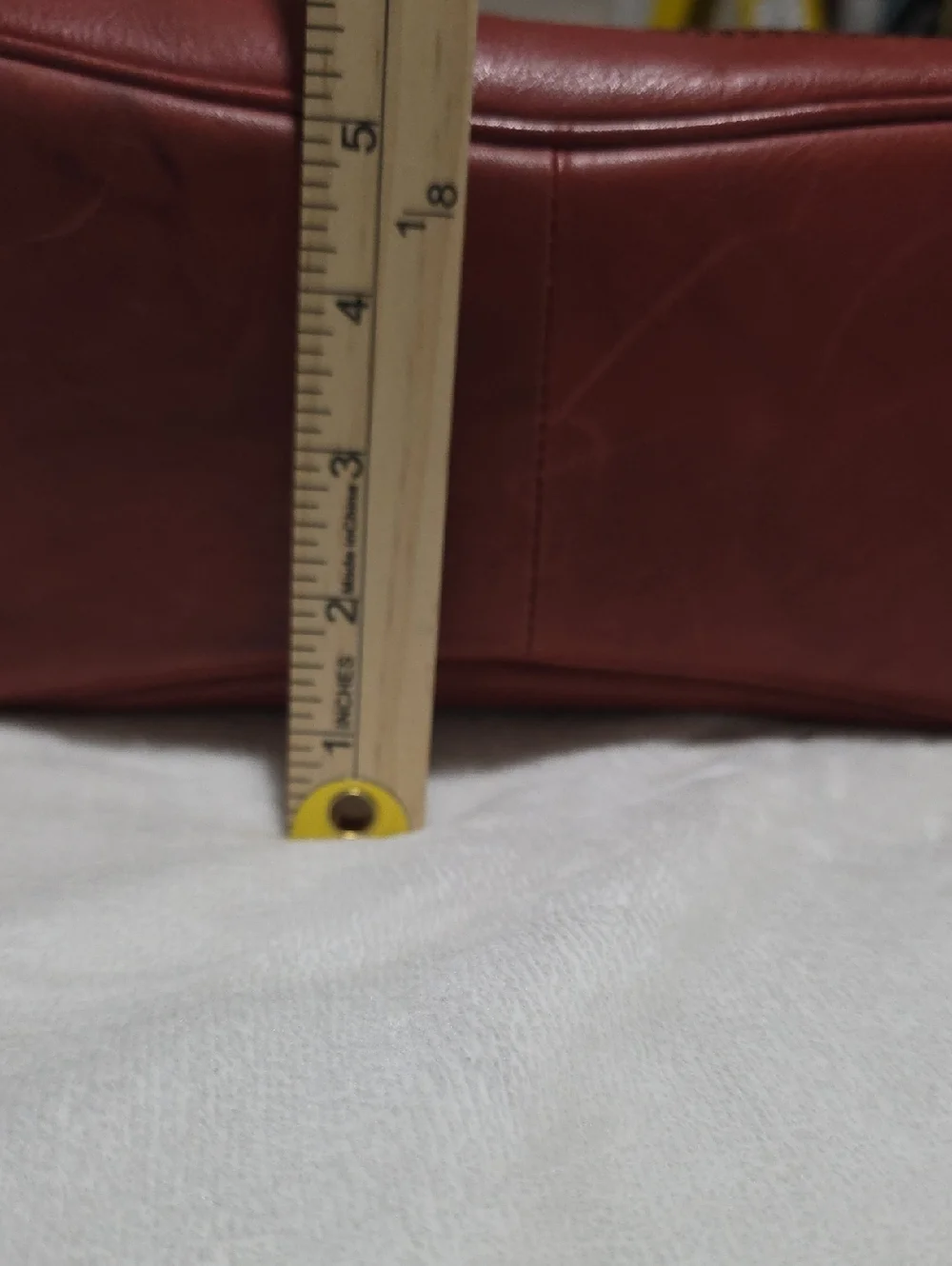 Frye Campus Rivet Hobo. Color‎ Burnt Red. (B1).